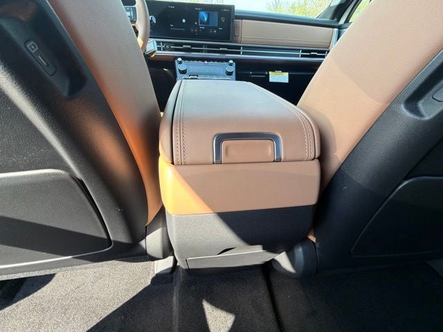 2027 Hyundai Santa Fe Limited 6P