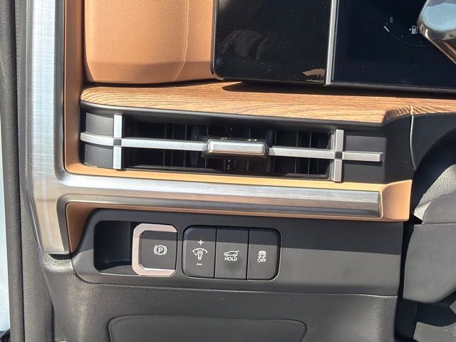 2027 Hyundai Santa Fe Limited 6P