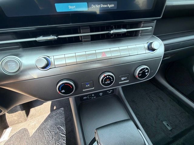 2027 Hyundai Kona SE