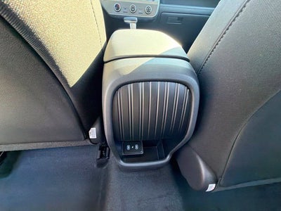 2027 Hyundai Kona SE