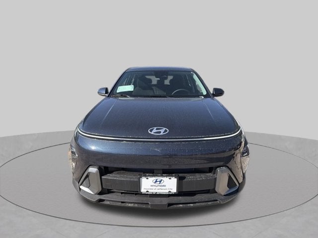 2027 Hyundai Kona SE