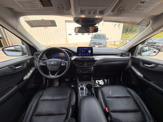 2022 Ford Escape Titanium