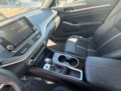 2025 Nissan Altima 2.5 SR