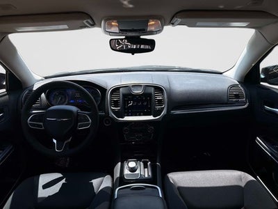 2023 Chrysler 300 Touring