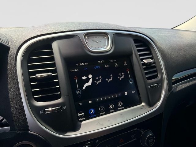 2023 Chrysler 300 Touring