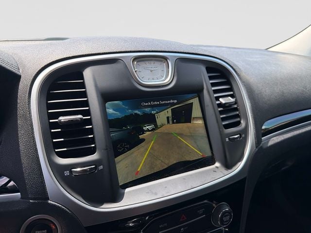 2023 Chrysler 300 Touring