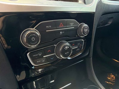 2023 Chrysler 300 Touring