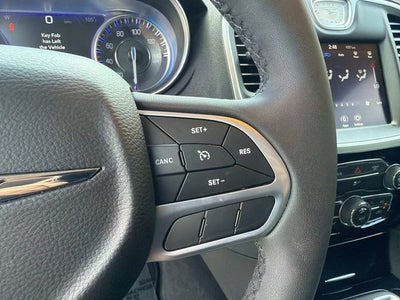 2023 Chrysler 300 Touring
