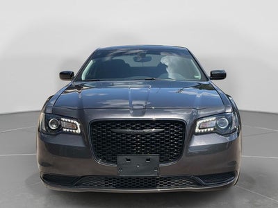 2023 Chrysler 300 Touring