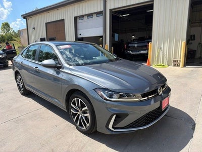 2025 Volkswagen Jetta 1.5T SE