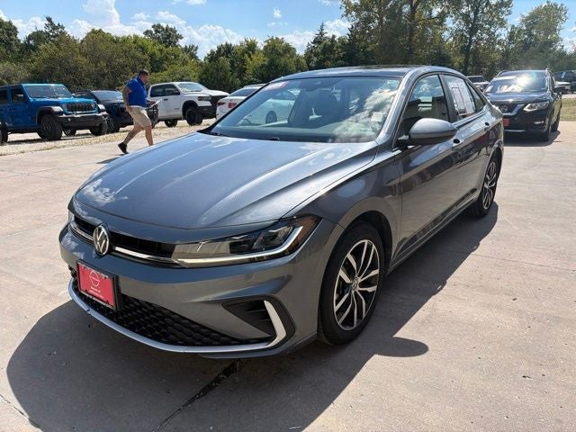 2025 Volkswagen Jetta 1.5T SE