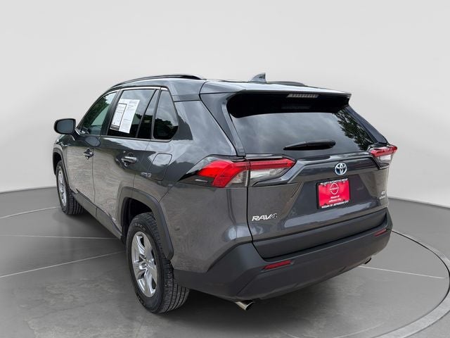 2022 Toyota RAV4 Hybrid LE