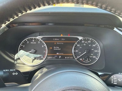 2025 Nissan Pathfinder SV