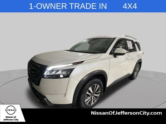 2022 Nissan Pathfinder SL