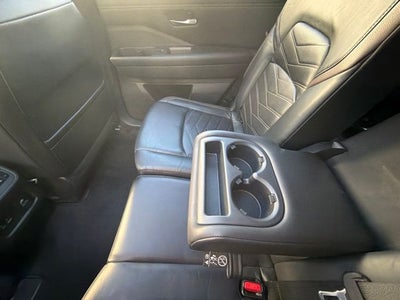 2022 Nissan Pathfinder Platinum
