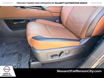 2025 Nissan Pathfinder Platinum