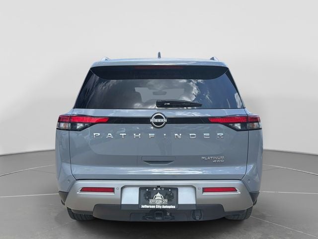 2023 Nissan Pathfinder Platinum