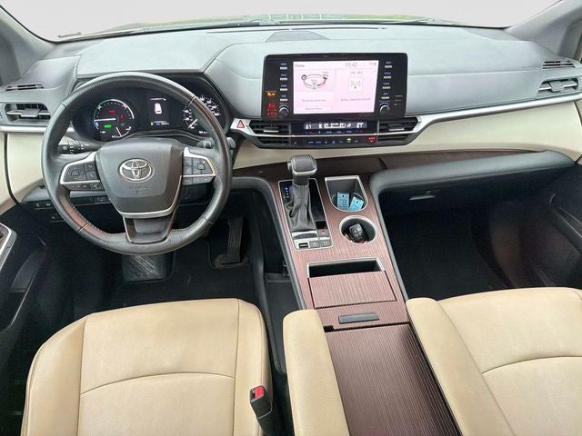2024 Toyota Sienna XLE 7 Passenger