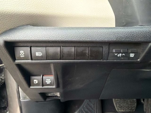 2024 Toyota Sienna XLE 7 Passenger