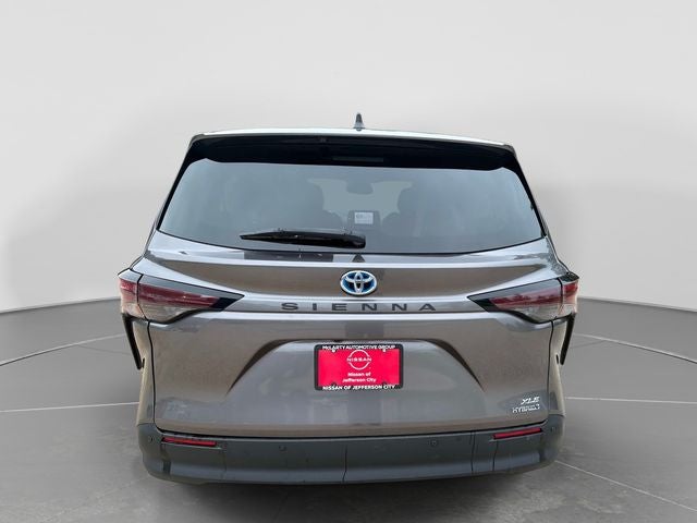 2024 Toyota Sienna XLE 7 Passenger