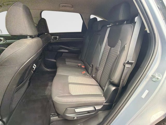 2024 Kia Sorento LX