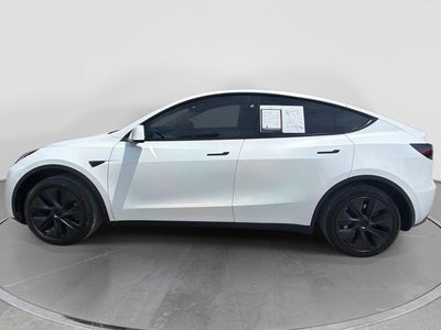 2025 Tesla Model Y Long Range