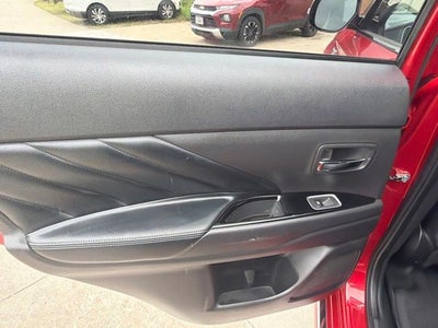 2019 Mitsubishi Outlander PHEV Base