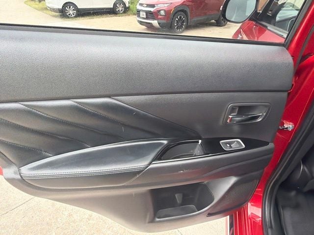 2019 Mitsubishi Outlander PHEV Base
