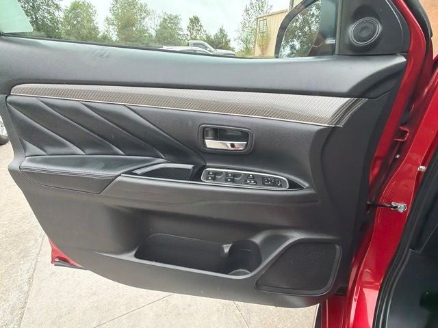 2019 Mitsubishi Outlander PHEV Base