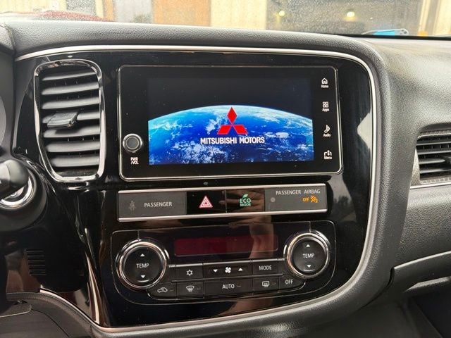 2019 Mitsubishi Outlander PHEV Base