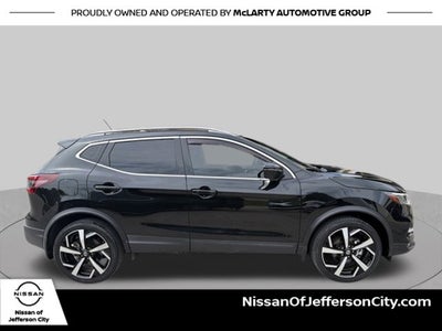 2022 Nissan Rogue Sport SL