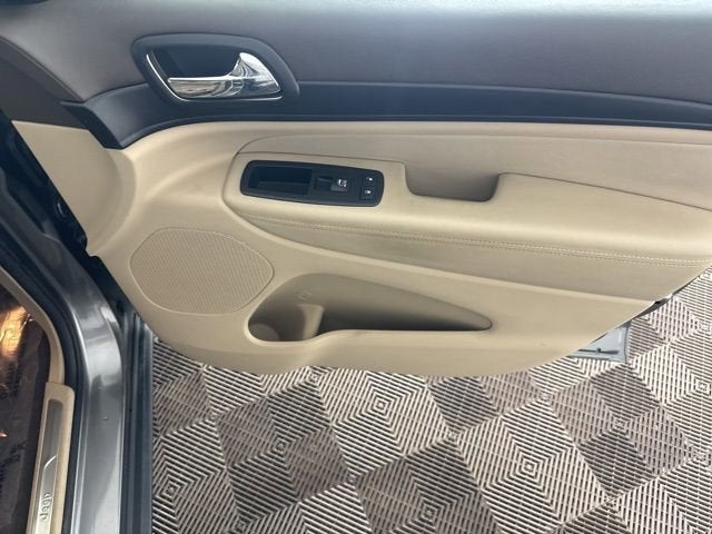 2013 Jeep Grand Cherokee Overland