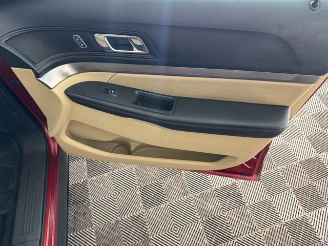 2017 Ford Explorer Base