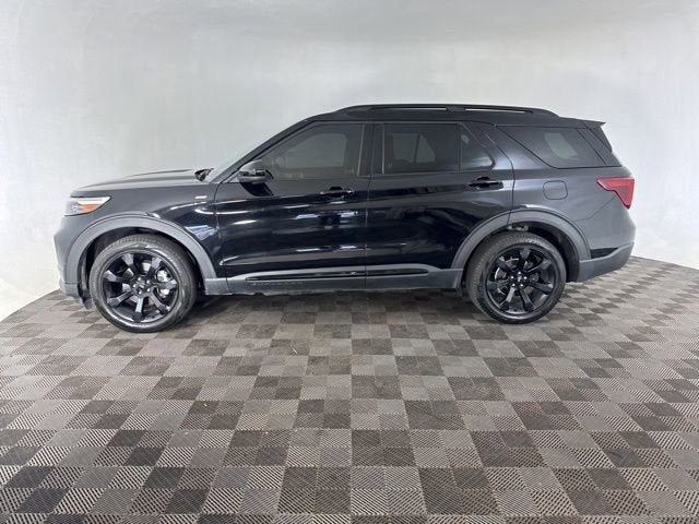2024 Ford Explorer ST-Line