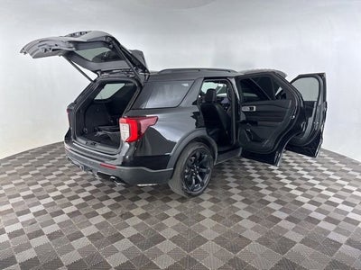 2024 Ford Explorer ST-Line