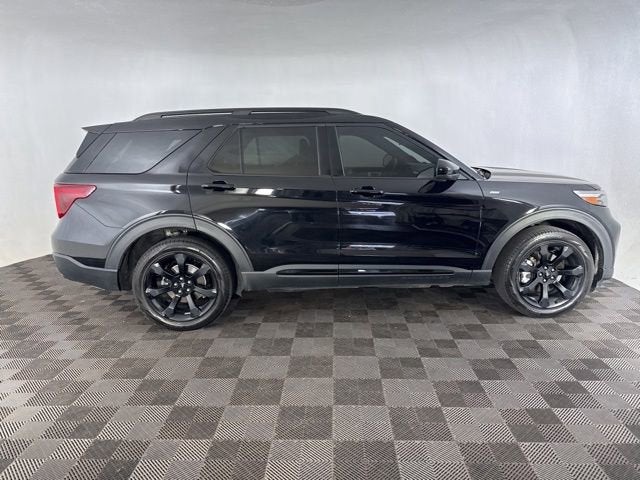 2024 Ford Explorer ST-Line