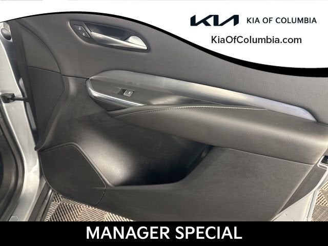 2024 Cadillac XT4 AWD Premium Luxury