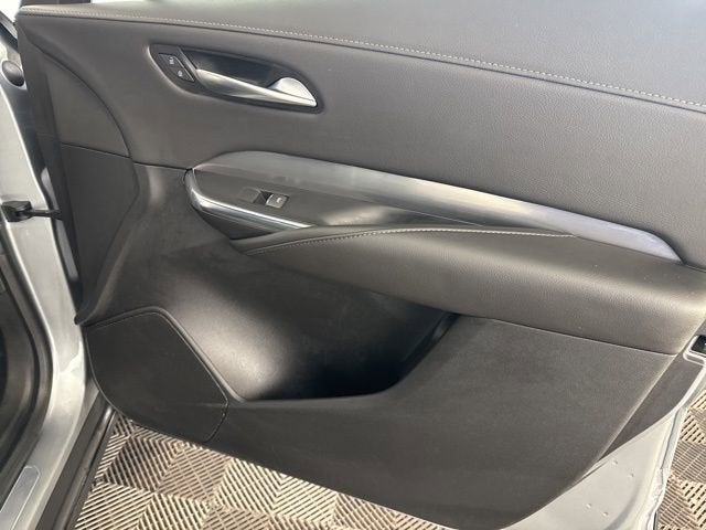 2024 Cadillac XT4 AWD Premium Luxury