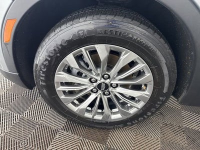 2024 Cadillac XT4 AWD Premium Luxury
