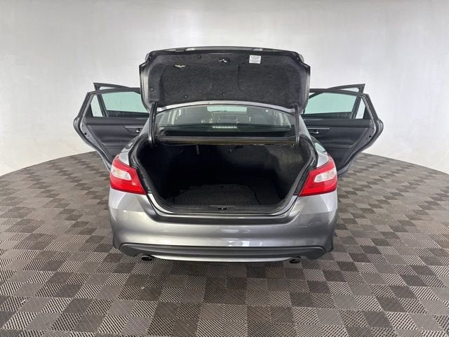 2016 Nissan Altima 2.5 SR