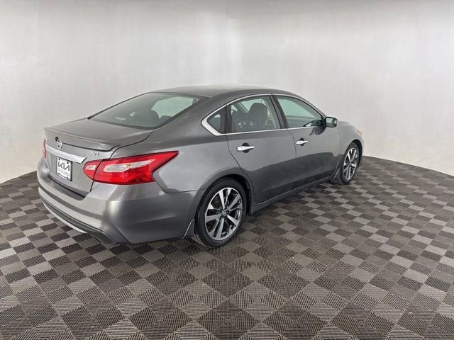 2016 Nissan Altima 2.5 SR