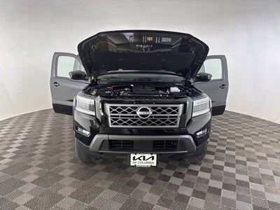 2024 Nissan Frontier SL