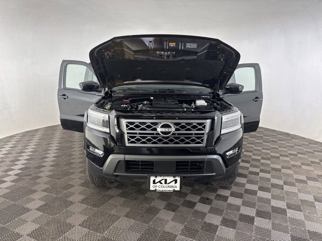 2024 Nissan Frontier SL