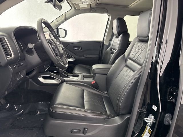 2024 Nissan Frontier SL