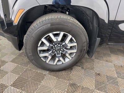 2024 Nissan Frontier SL