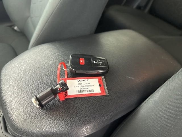 2020 Toyota RAV4 XLE