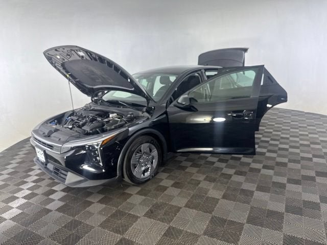 2025 Kia K4 LX