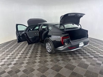2025 Kia K4 LX