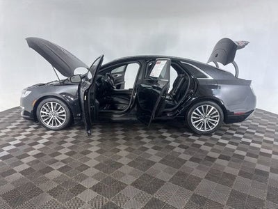 2017 Lincoln MKZ Hybrid Premiere