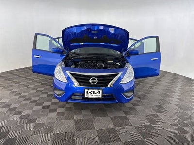 2016 Nissan Versa SV
